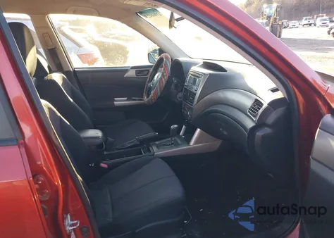 2010 Subaru Forester 2.5X из США, поврежденный, VIN JF2SH6AC3AH748002